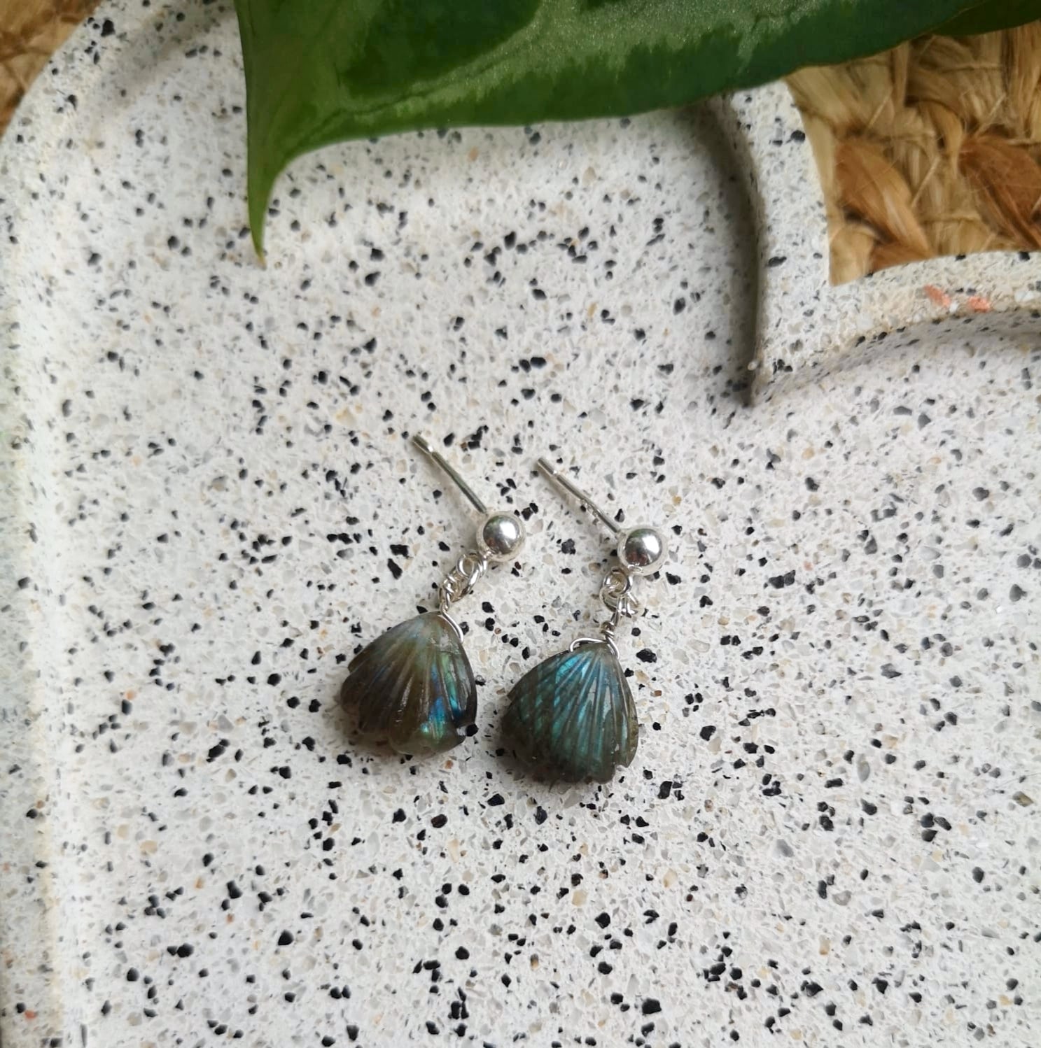 Labradorite shell earrings // hand carved beads // 925-sterling-silver