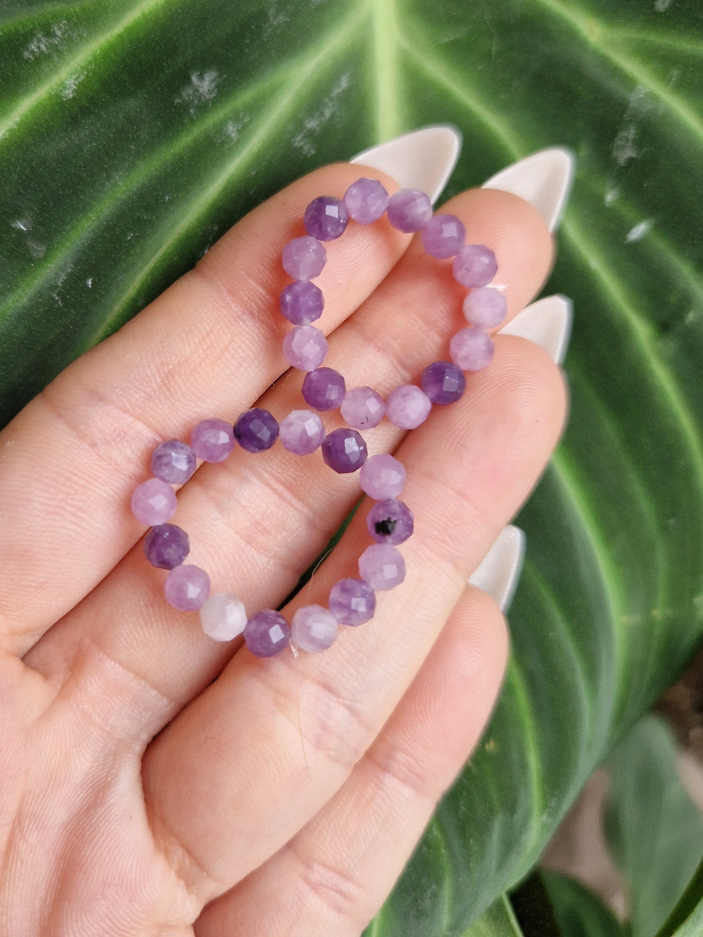 Faceted lepidolite beaded ring // Crystal healing // // handmade elasticated Crystal bead ring