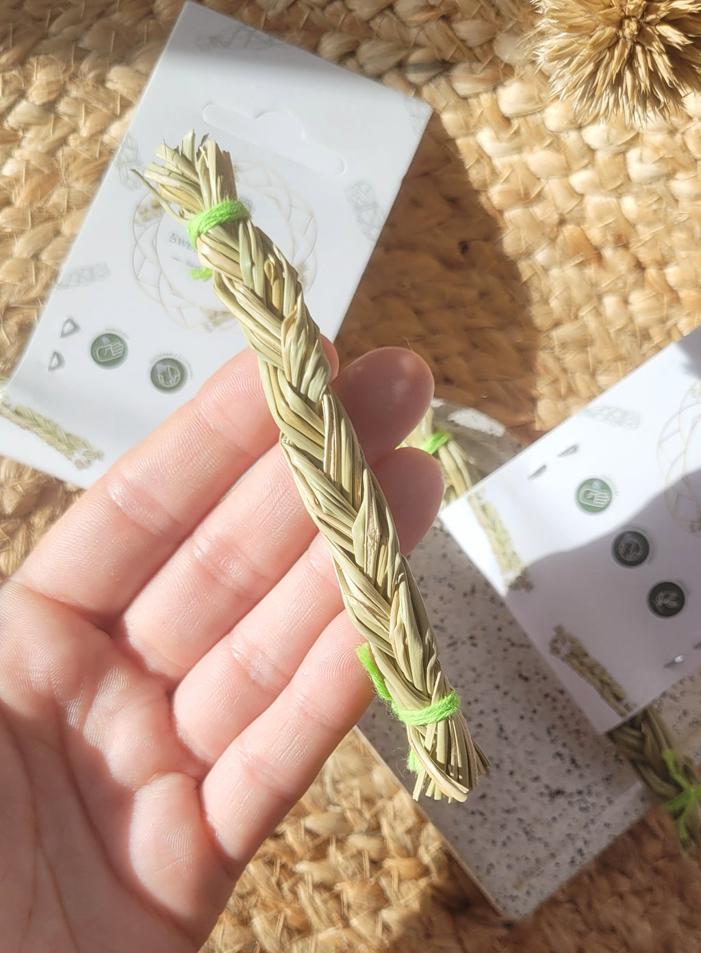 sweet grass smudge stick 10cm //