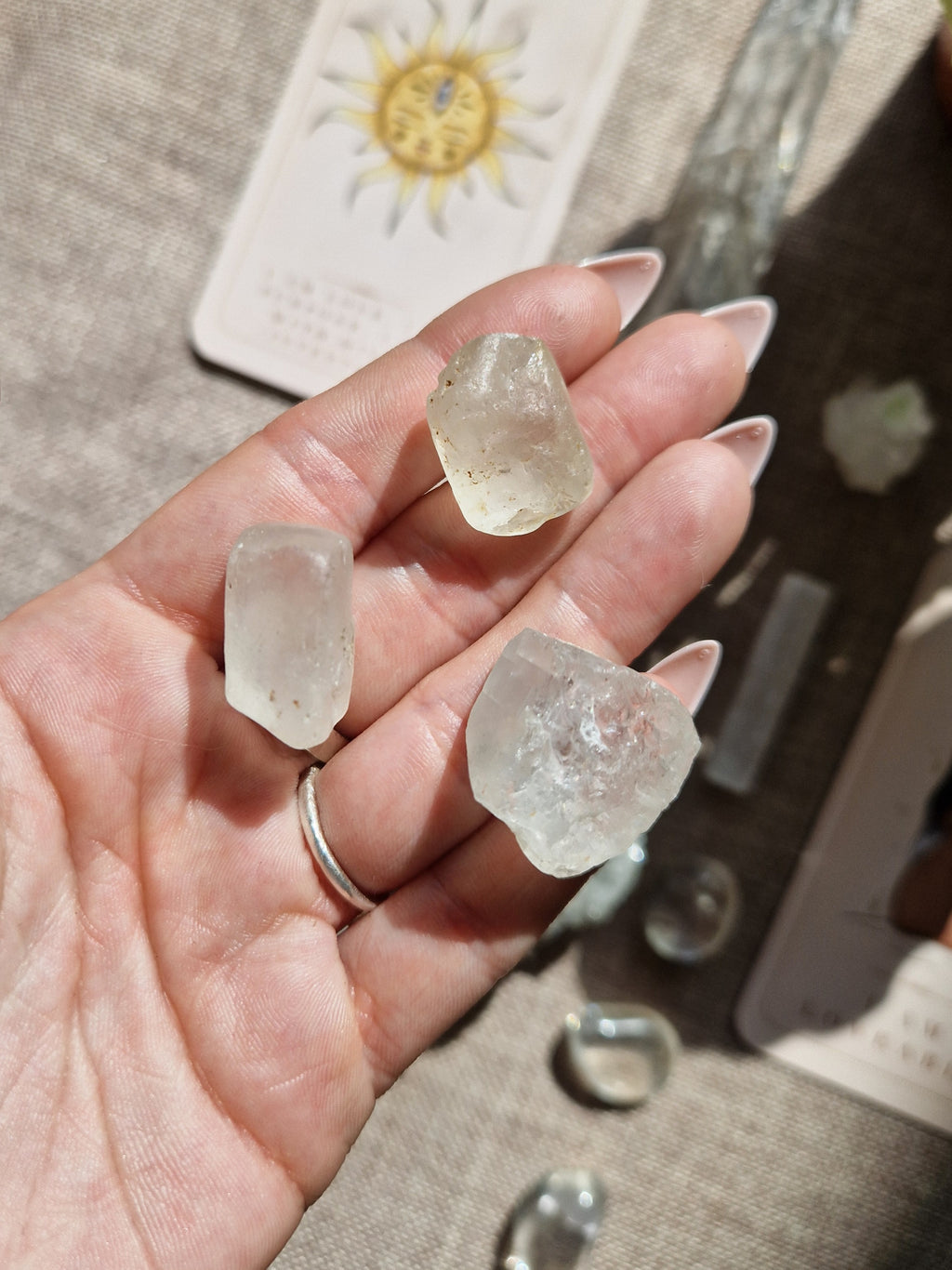 Natural raw blue topaz specimen // topaz crystal // Crystal healing