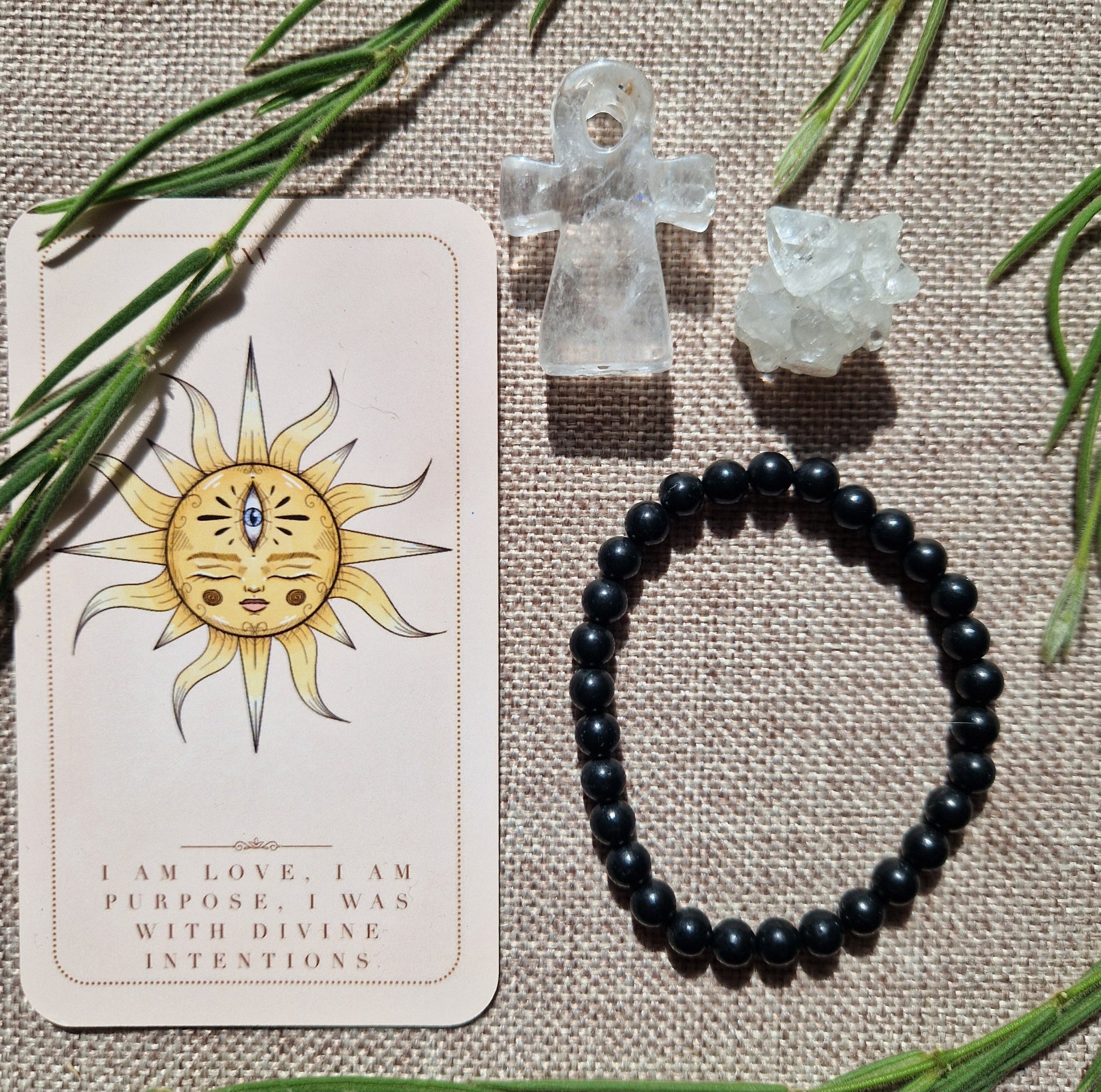 Shungite bracelet // Crystal healing // handmade elasticated Crystal healing bracelet