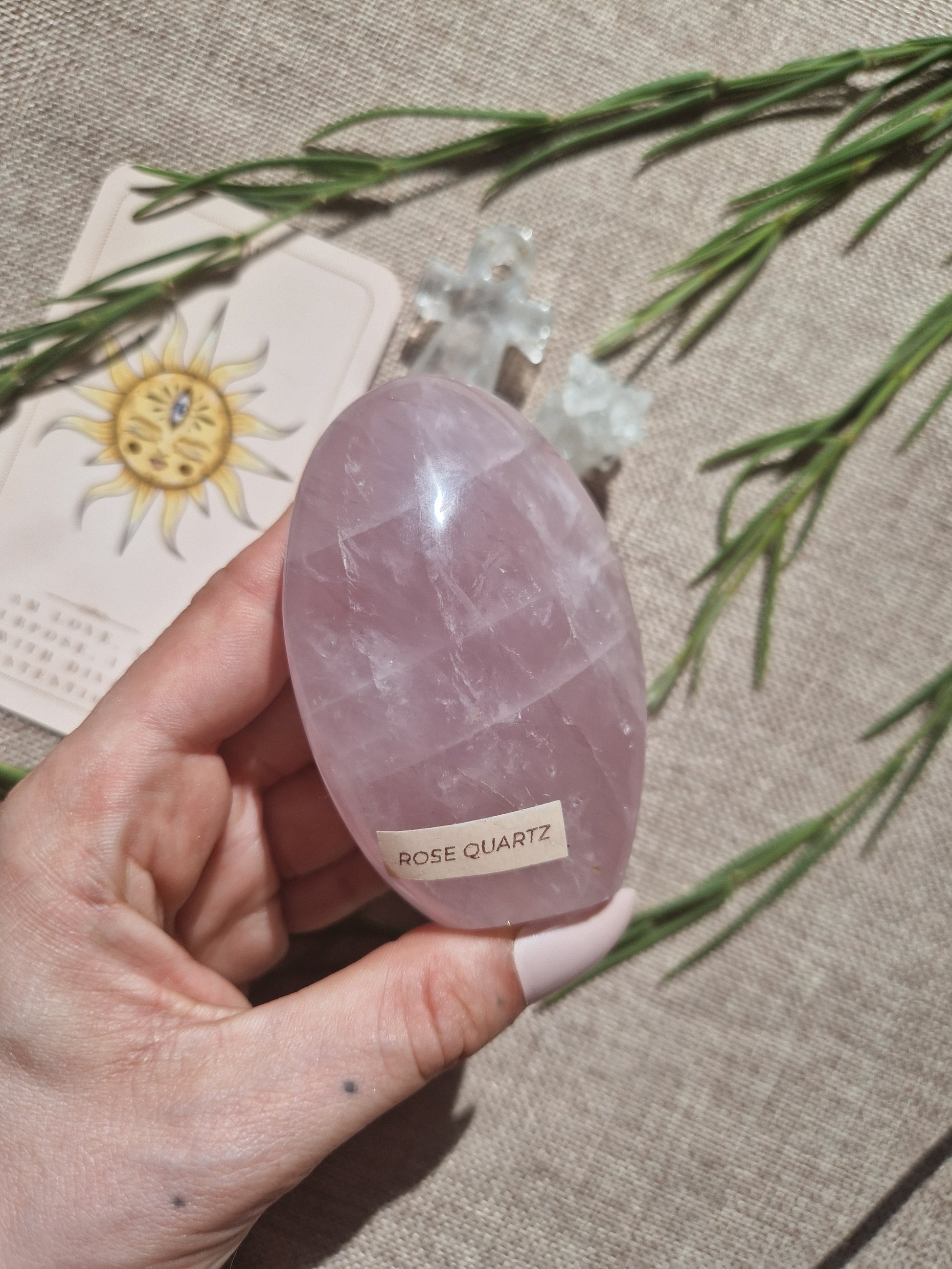 Rose quartz free form // heart chakra