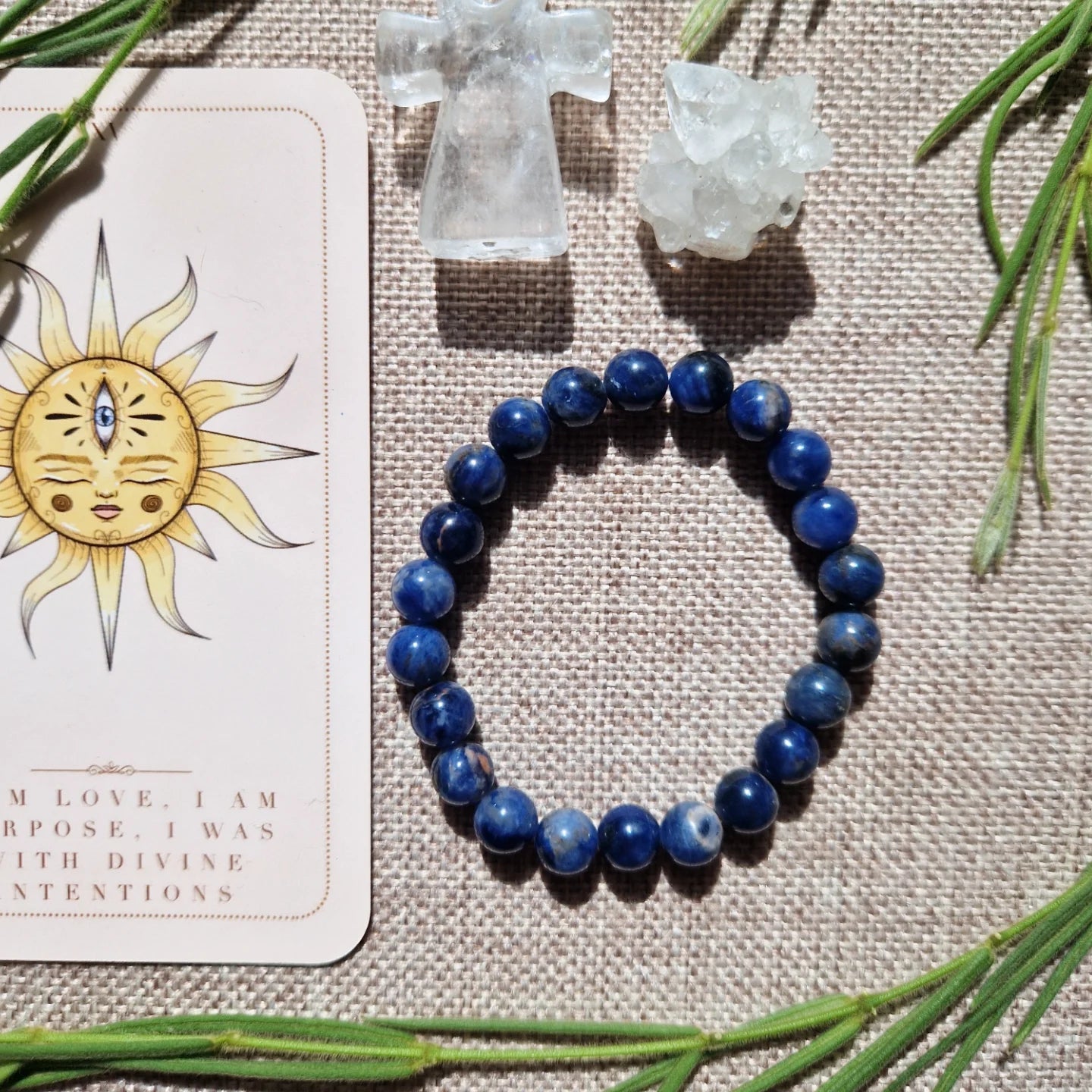 Sodalite bracelet // Crystal healing // handmade elasticated Crystal healing bracelet