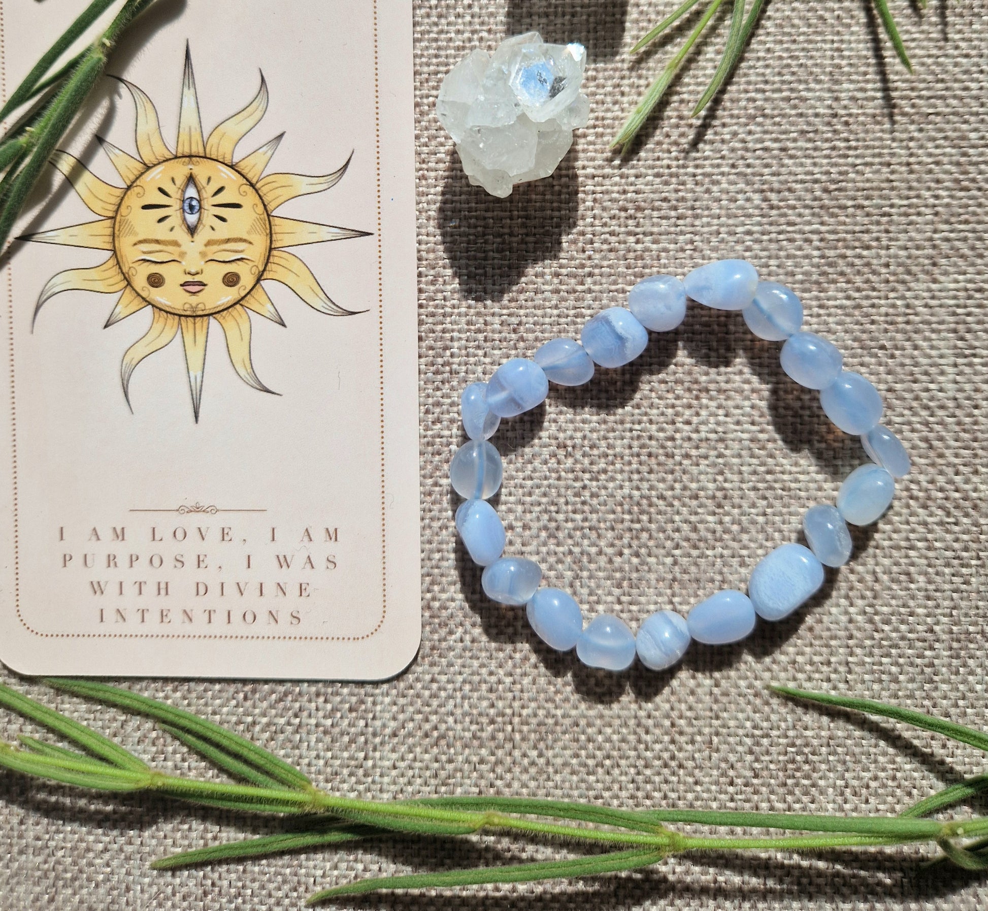Blue lace agate tumble bracelet // Crystal healing // handmade elasticated Crystal healing bracelet