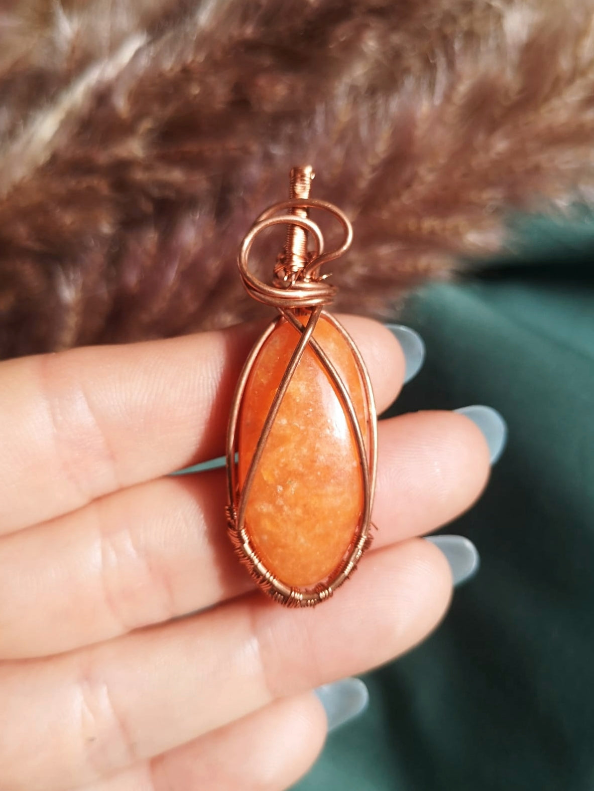 Orchid calcite // Natural raw copper