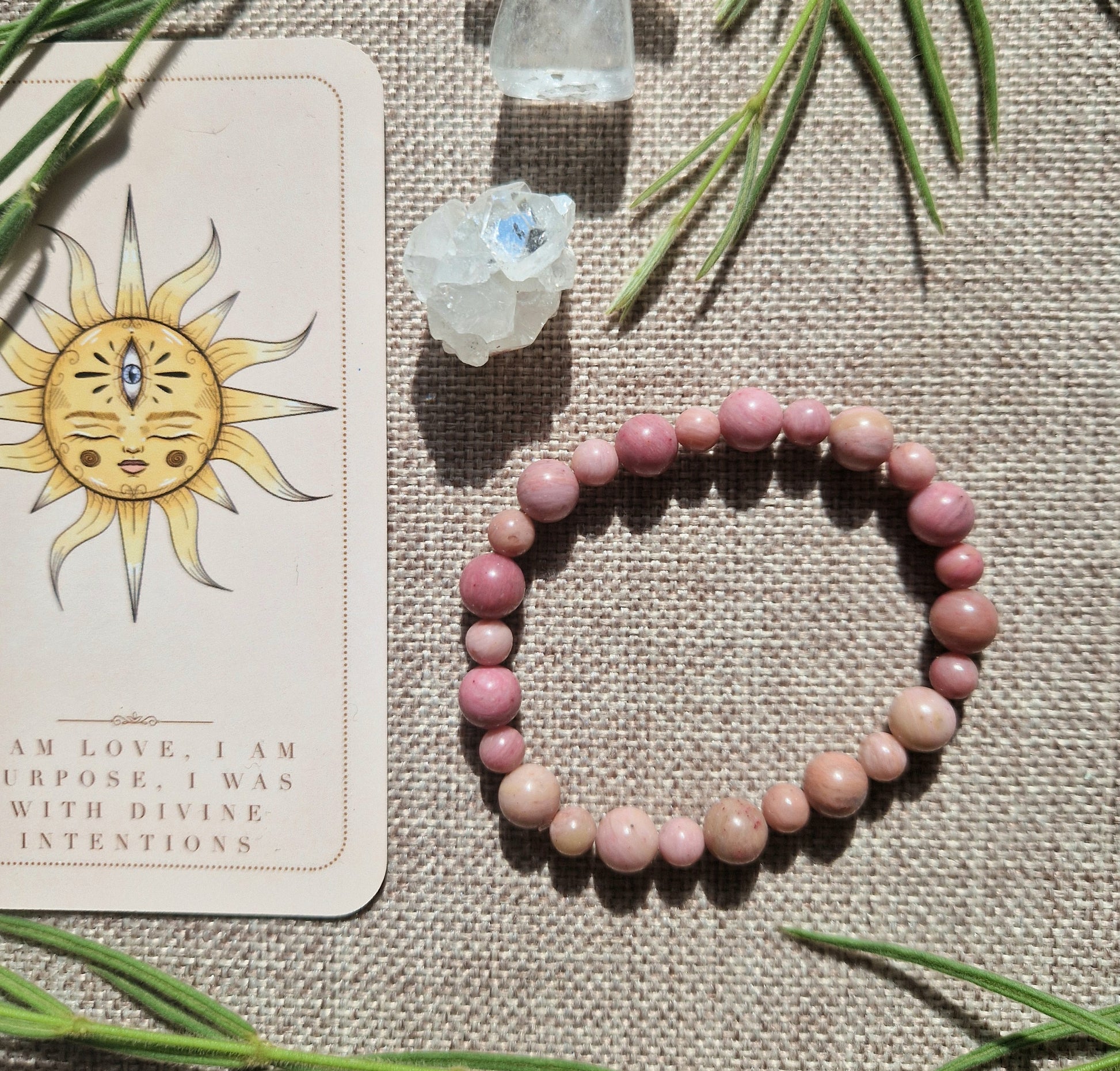 Thulite beaded bracelet // Crystal healing // handmade elasticated Crystal healing bracelet