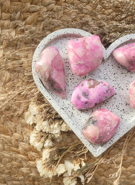 Natural cobaltoan calcite tumbled stone // ethically sourced crystals // crystal gifts // chakra crystal // meditation // cobalto calcite