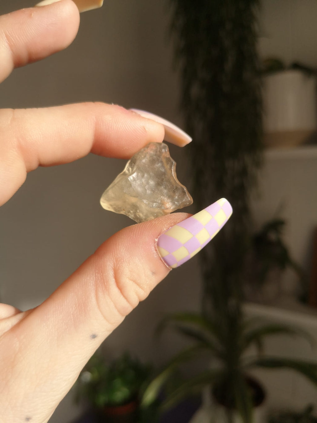 Libyan desert glass A // tektite impactite // solar plexus