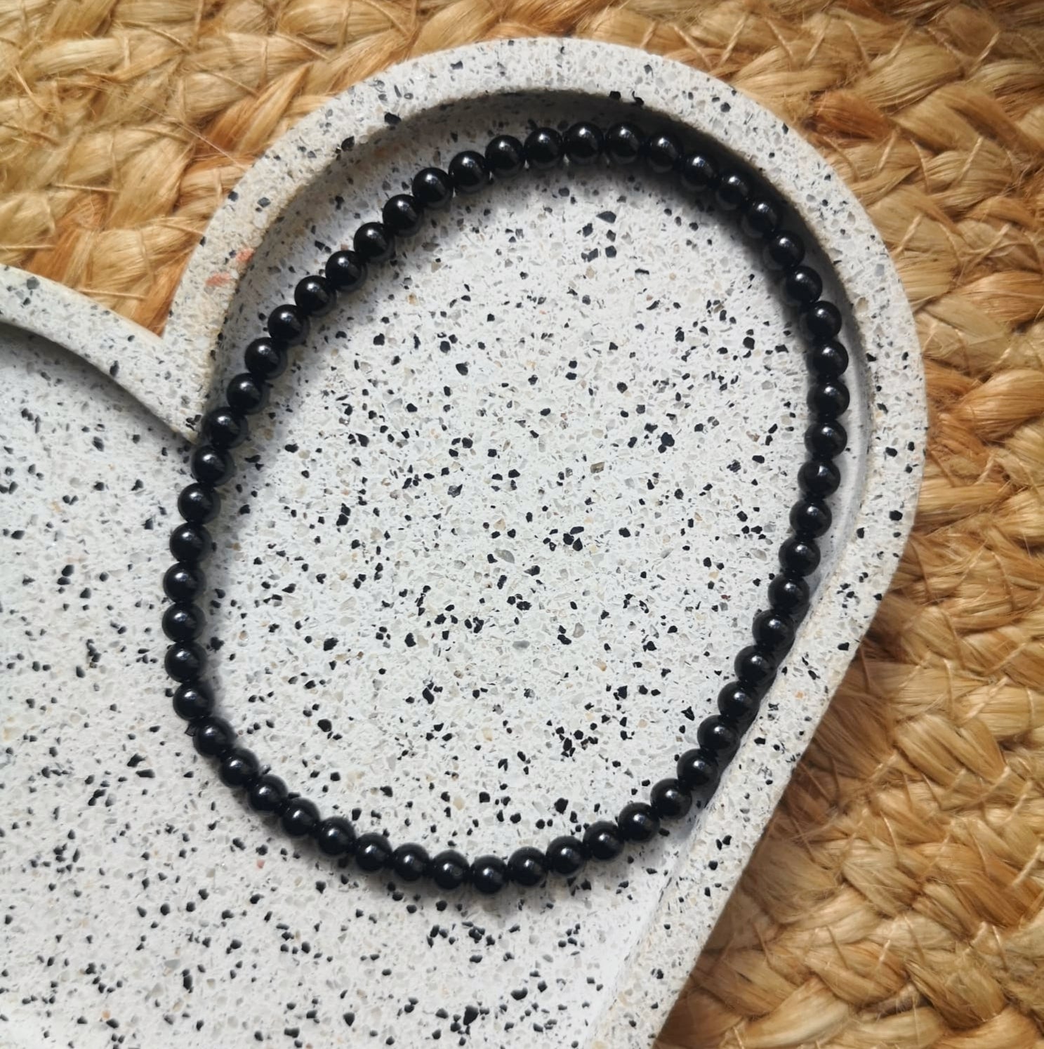 Black spinel // 2mm beaded bracelet