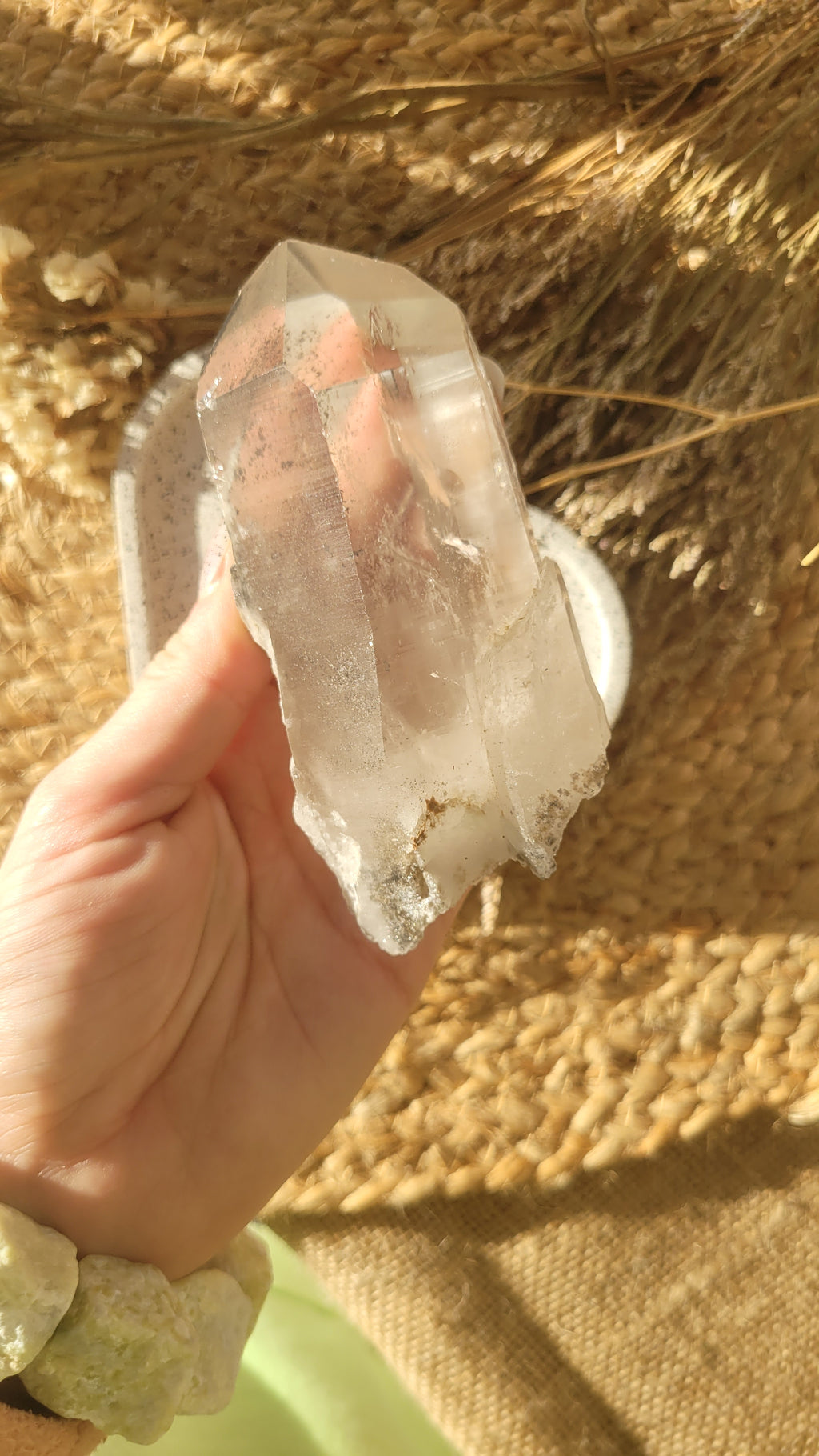 Black phantom lemurian seed quartz // carbon inclusions // etched quartz // self healed // approx 12.5cm