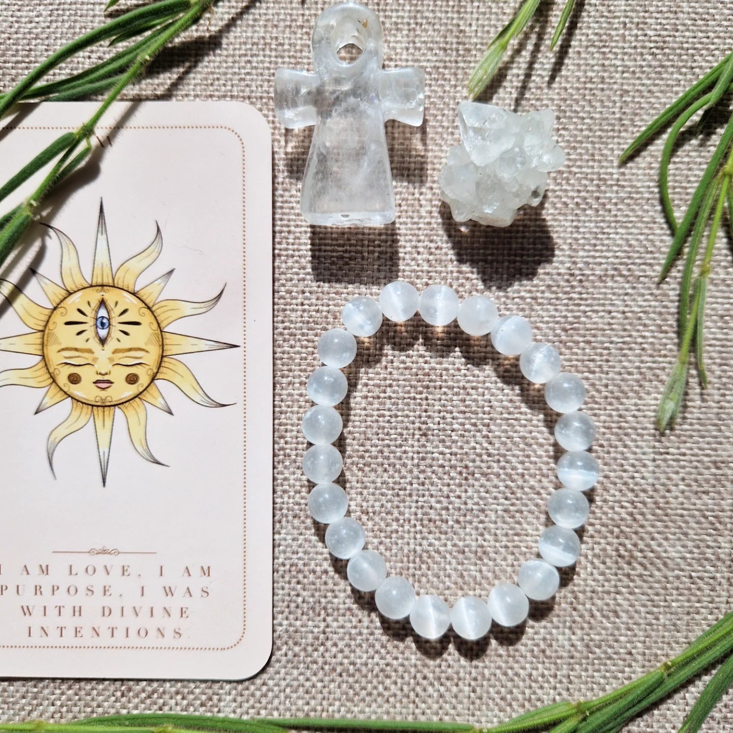 Selenite bracelet // satin spar bracelet // Crystal healing // handmade elasticated Crystal healing bracelet