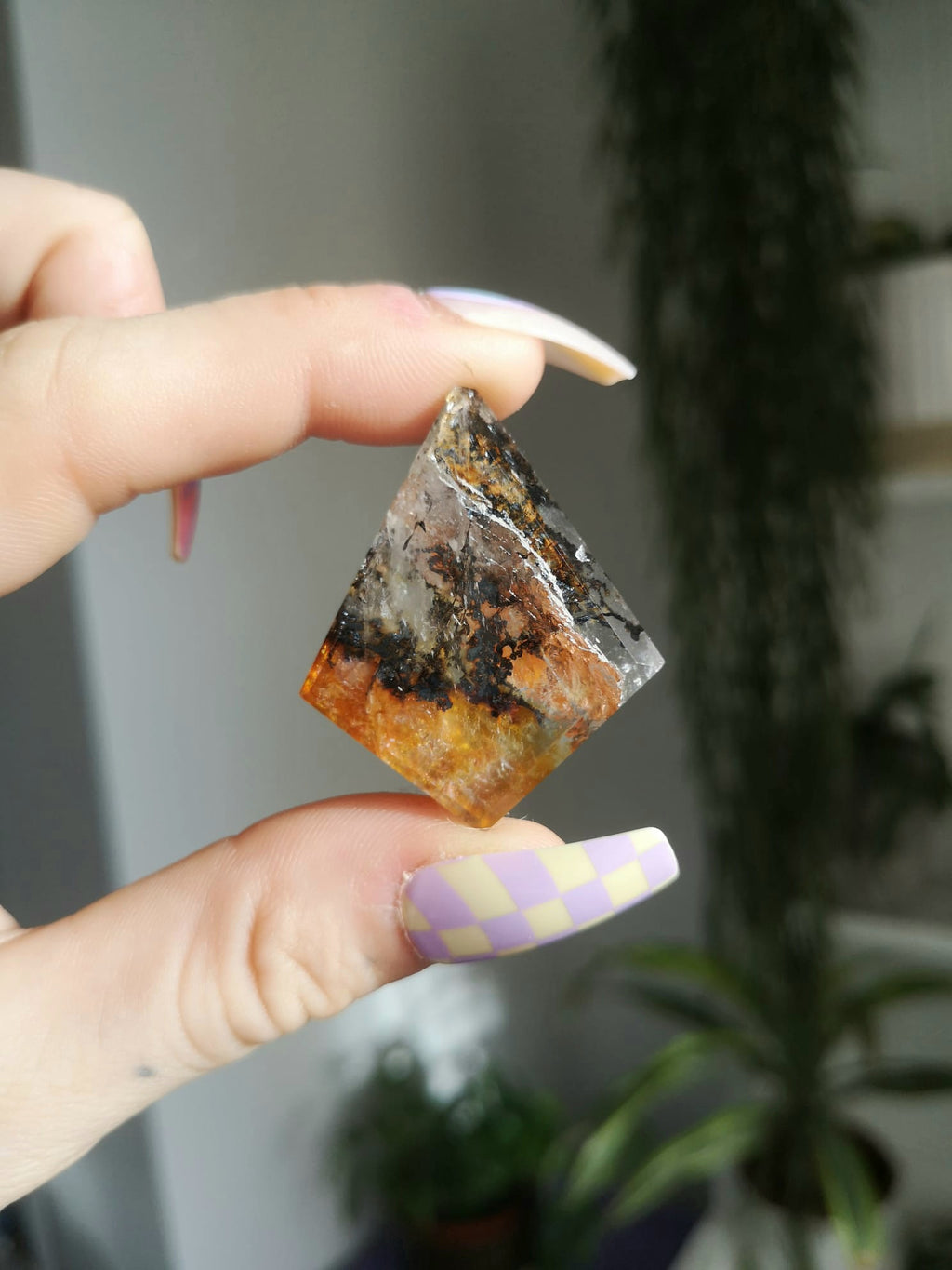 Dendritic scenic quartz // faceted quartz // dendrites