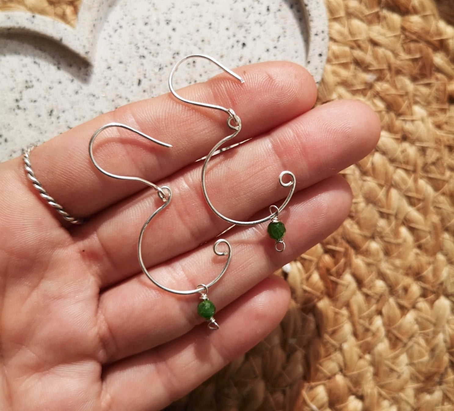 Chrome diopside hoops // 925-sterling-silver