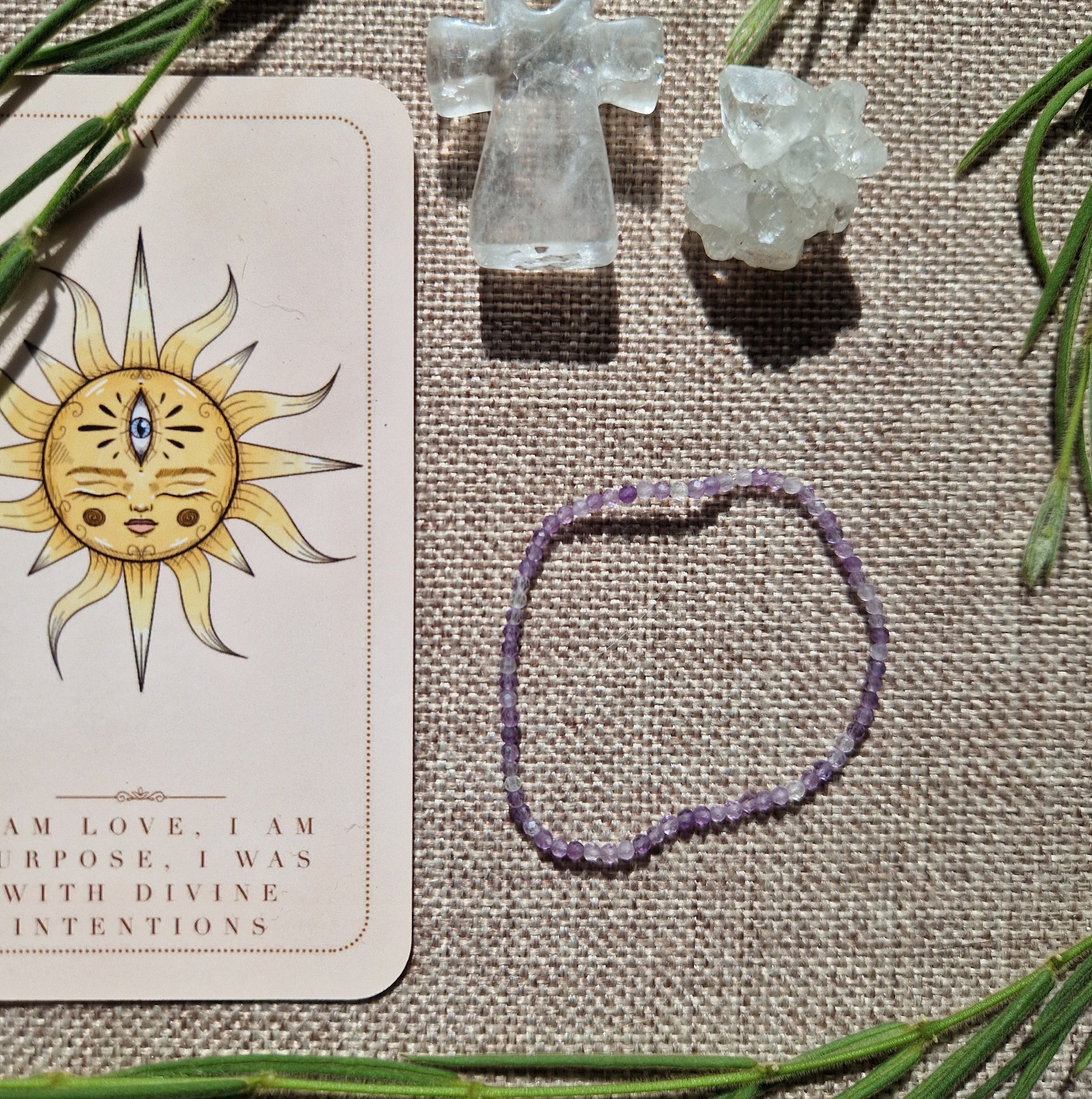 Amethyst bracelet // Crystal healing // handmade elasticated Crystal healing bracelet