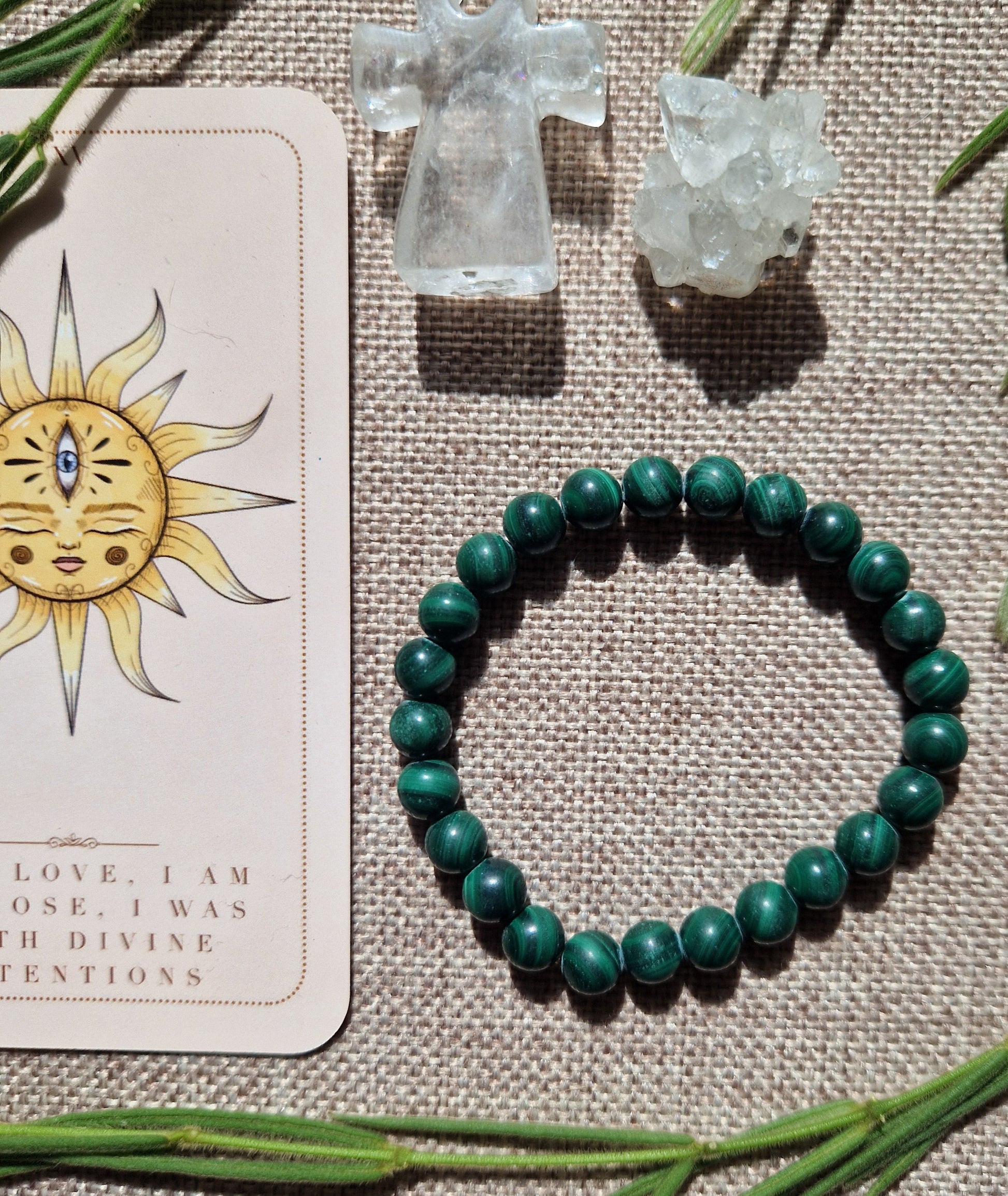 Malachite bracelet // Crystal healing // handmade elasticated Crystal healing bracelet // 8mm